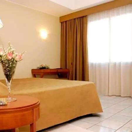 グランド ドン ファン ホテル 4*