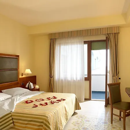 グランド ドン ファン ジュリアノーヴァ