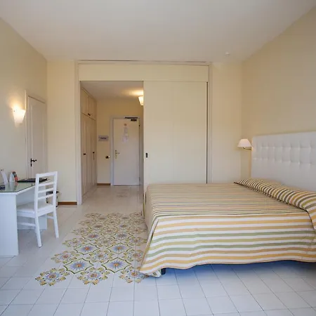 ホテル グランド ドン ファン