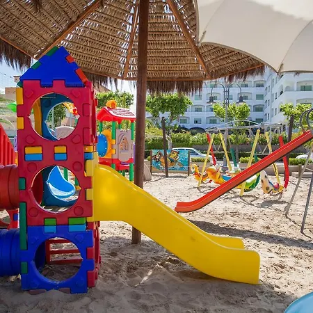 ホテル グランド ドン ファン ジュリアノーヴァ