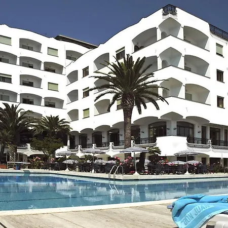 グランド ドン ファン ホテル 4*