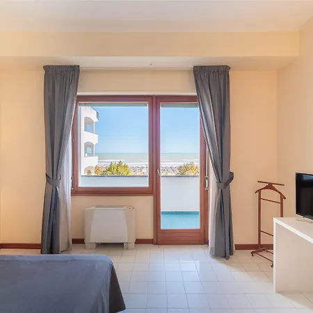 Grand Don Juan Hotel 4*