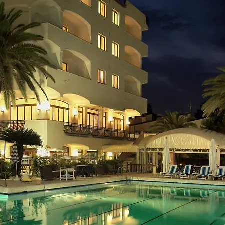 Grand Don Juan Hotel 4*