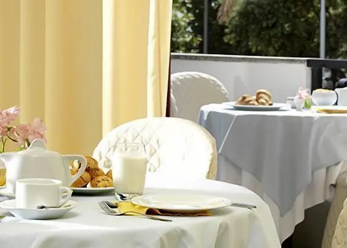 Grand Don Juan Hotel