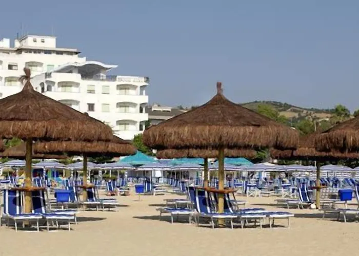 Grand Don Juan Hotel