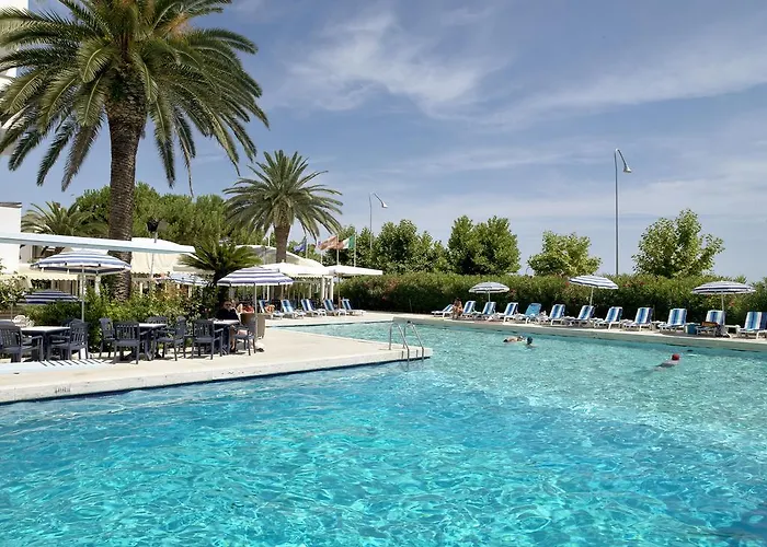 Grand Don Juan Hotel 4*