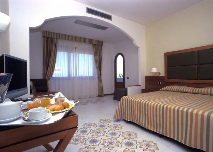 Hotel Grand Don Juan 4*