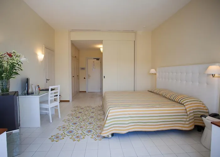 Hotel Grand Don Juan