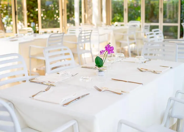 Grand Don Juan Hotel